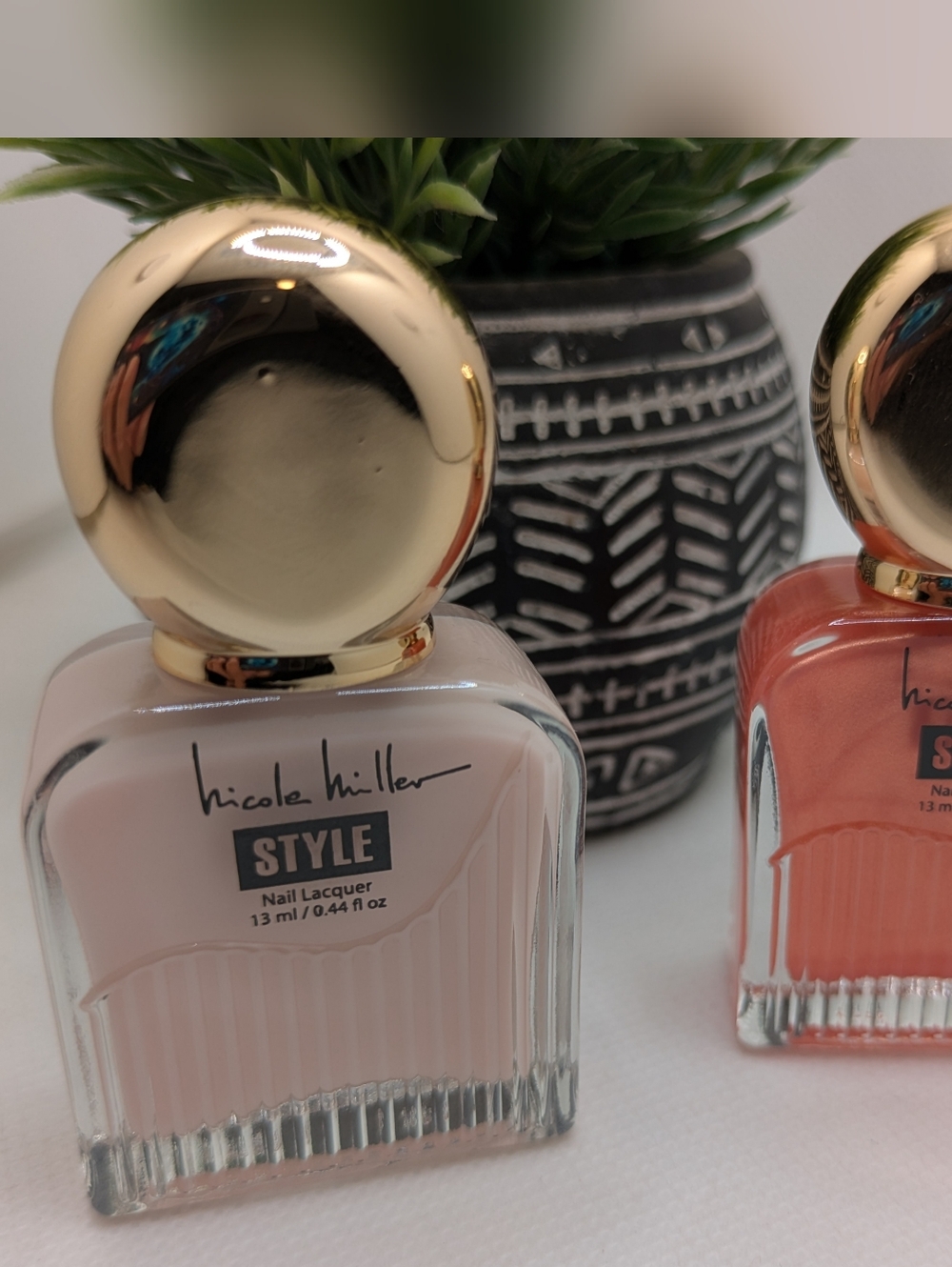 Nicole Miller STYLE Nail Lacquer Duo - Soft Pink & Coral-Orange - Picture 2 of 5